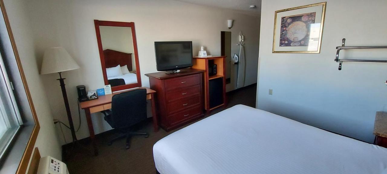 Days Inn By Wyndham Willmar Esterno foto