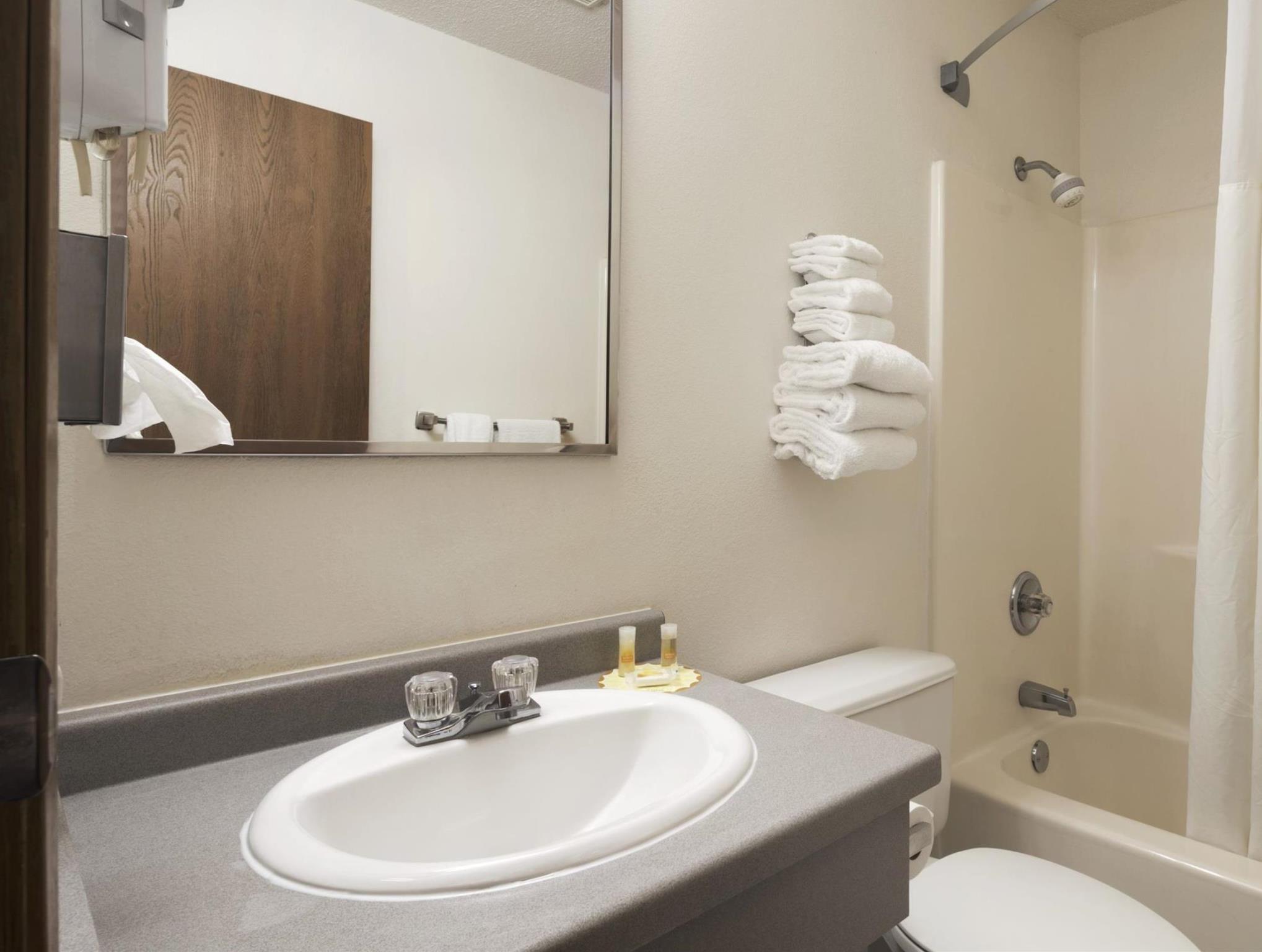 Days Inn By Wyndham Willmar Esterno foto