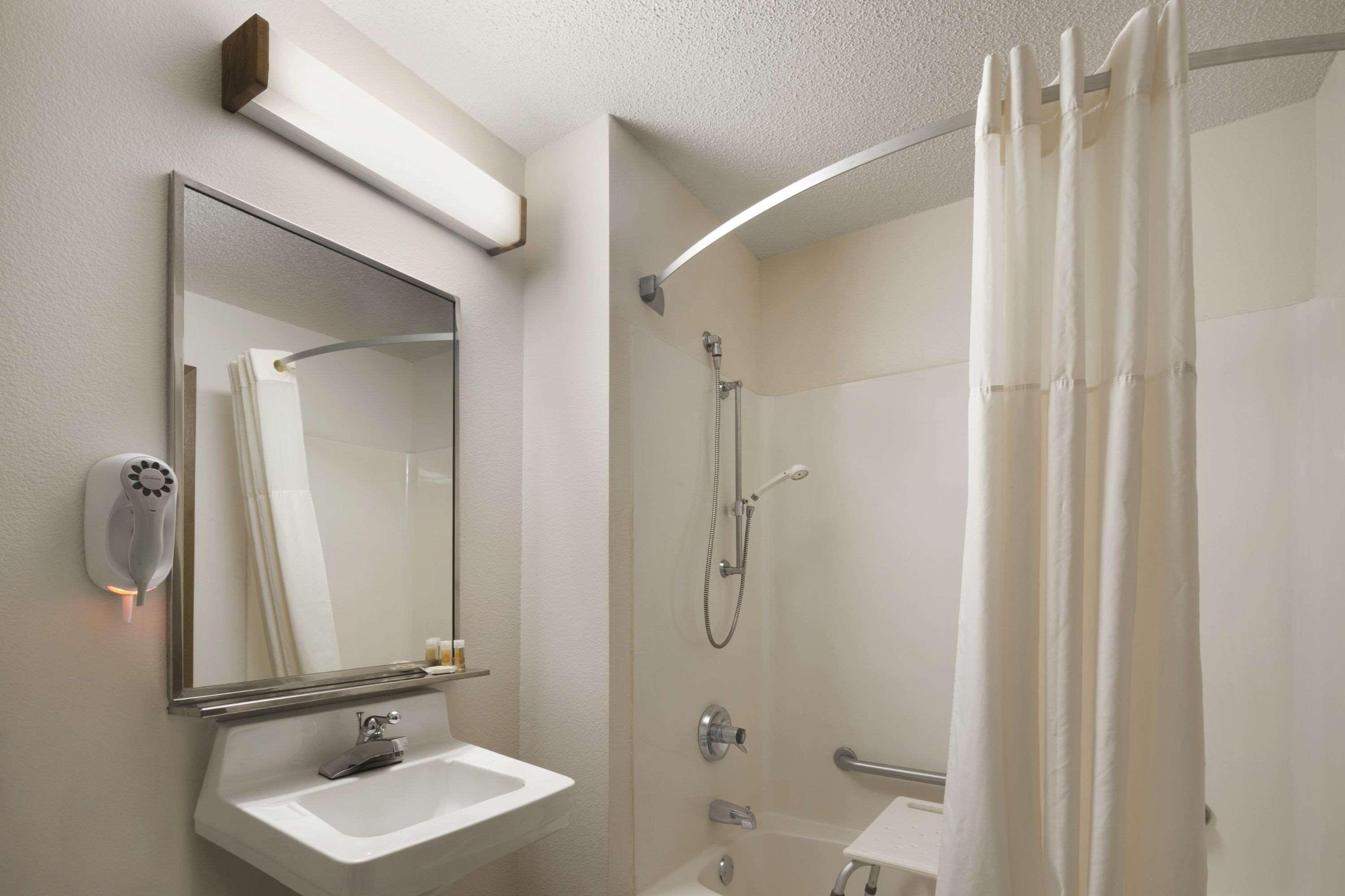 Days Inn By Wyndham Willmar Esterno foto